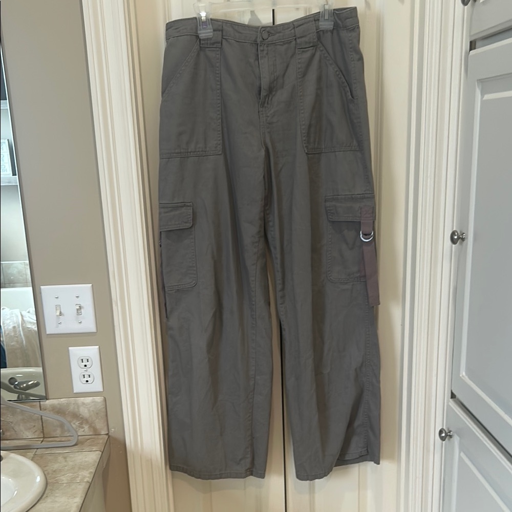 Men's Gray Cargo Pants